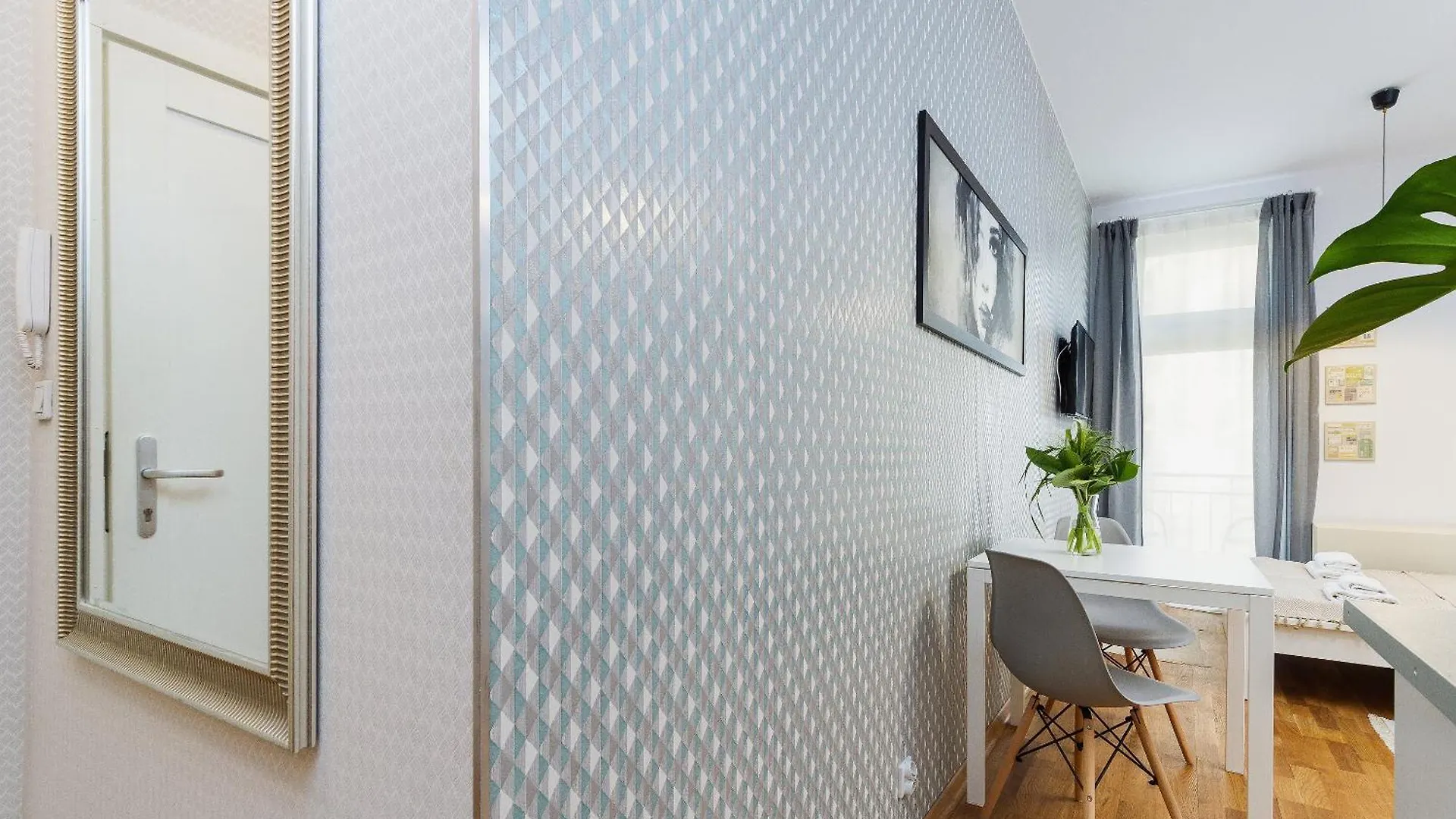 Apartment With Balcony - Rzeszowska 4 Street Krakow Poland