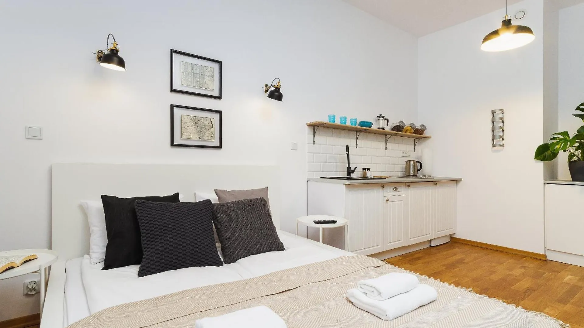 Apartment With Balcony - Rzeszowska 4 Street Krakow 0*,  Poland