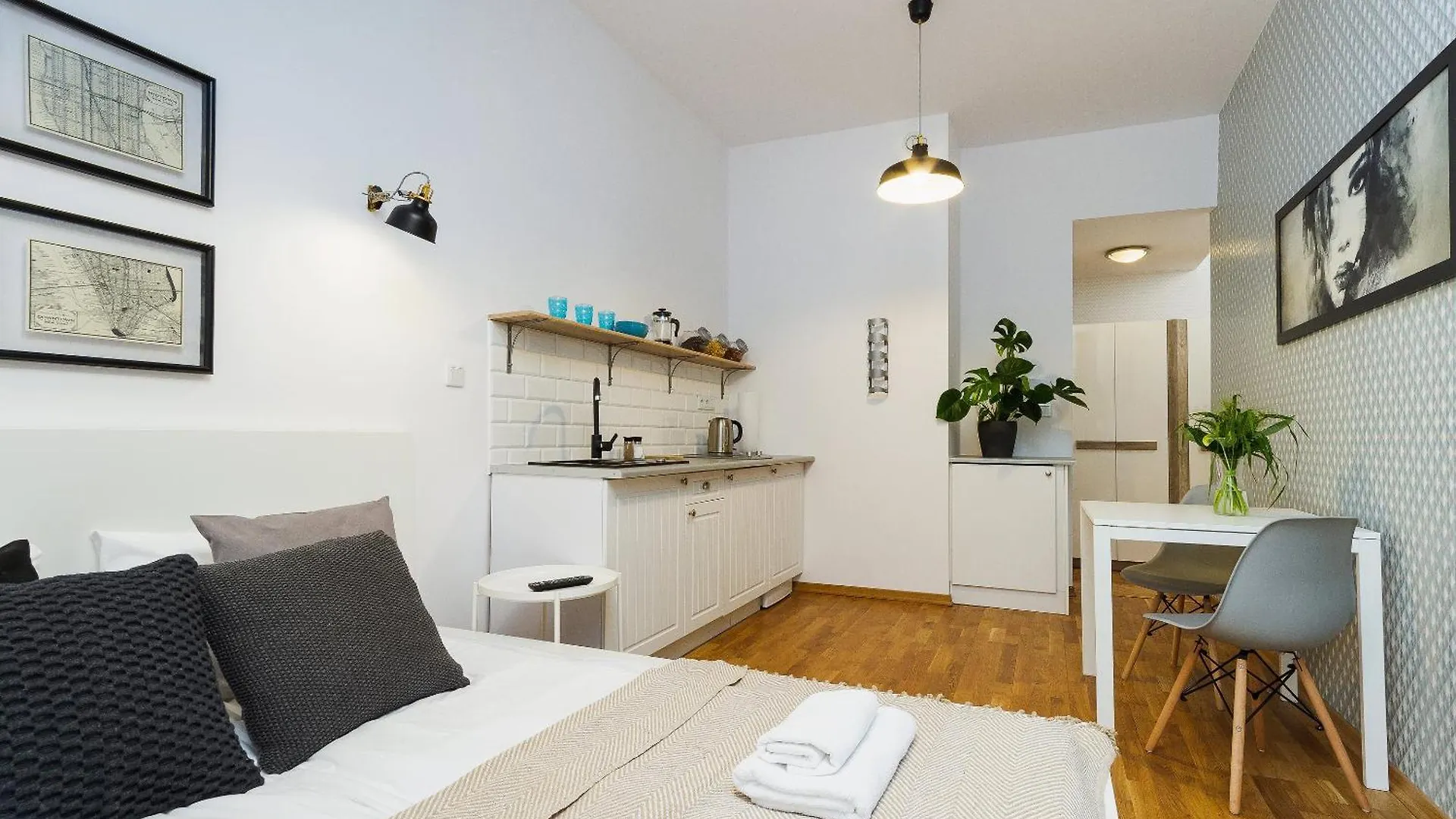 Apartment With Balcony - Rzeszowska 4 Street Krakow